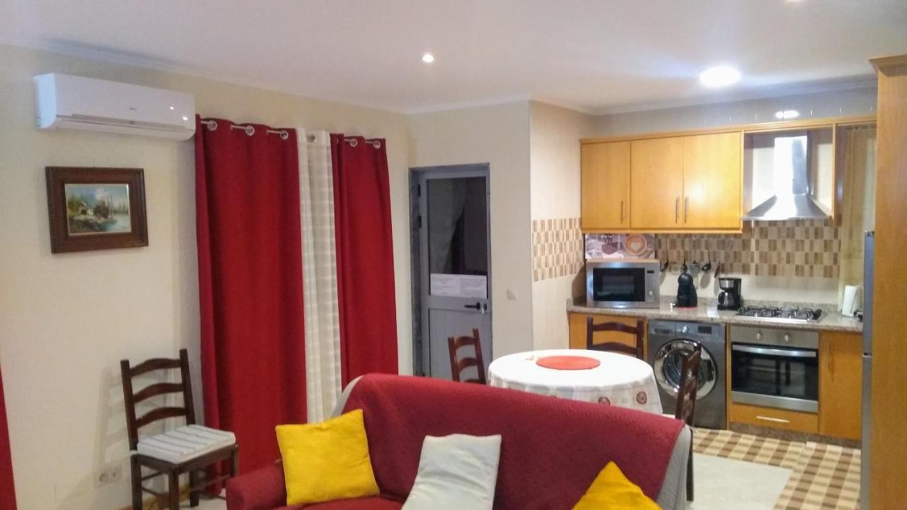 Private Apartament Celestina & Carlos Mindelo Esterno foto